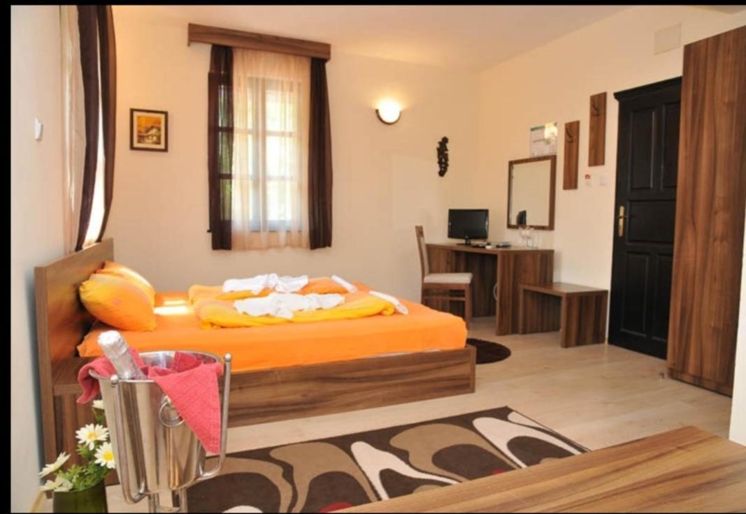 свети никола 2* Melnik (Blagoevgrad)